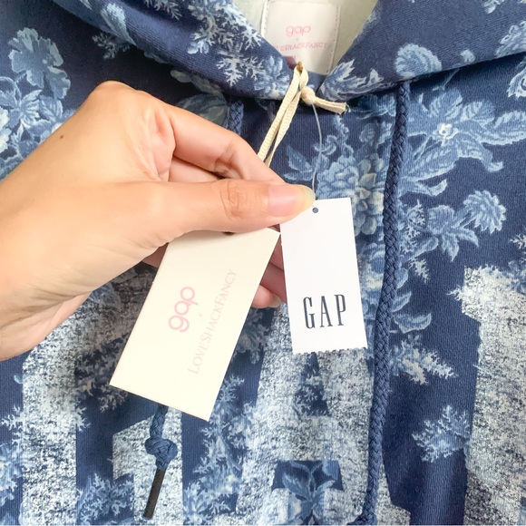 LoveShackFancy x GAP Floral Print Hoodie Unisex - Picture 7 of 12